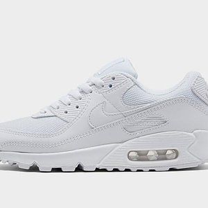 Nike Air Max 90 size 7.5